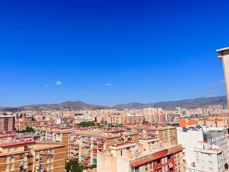 Apartamento Cafe & Mar. Malaga Bagian luar foto